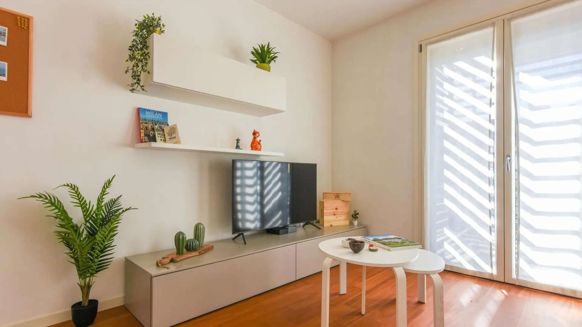 Caseospitali - Casa Marina Grande Bilocale Con Terrazzo Perfetto X2 Cernusco Sul Naviglio 0*,  Italy