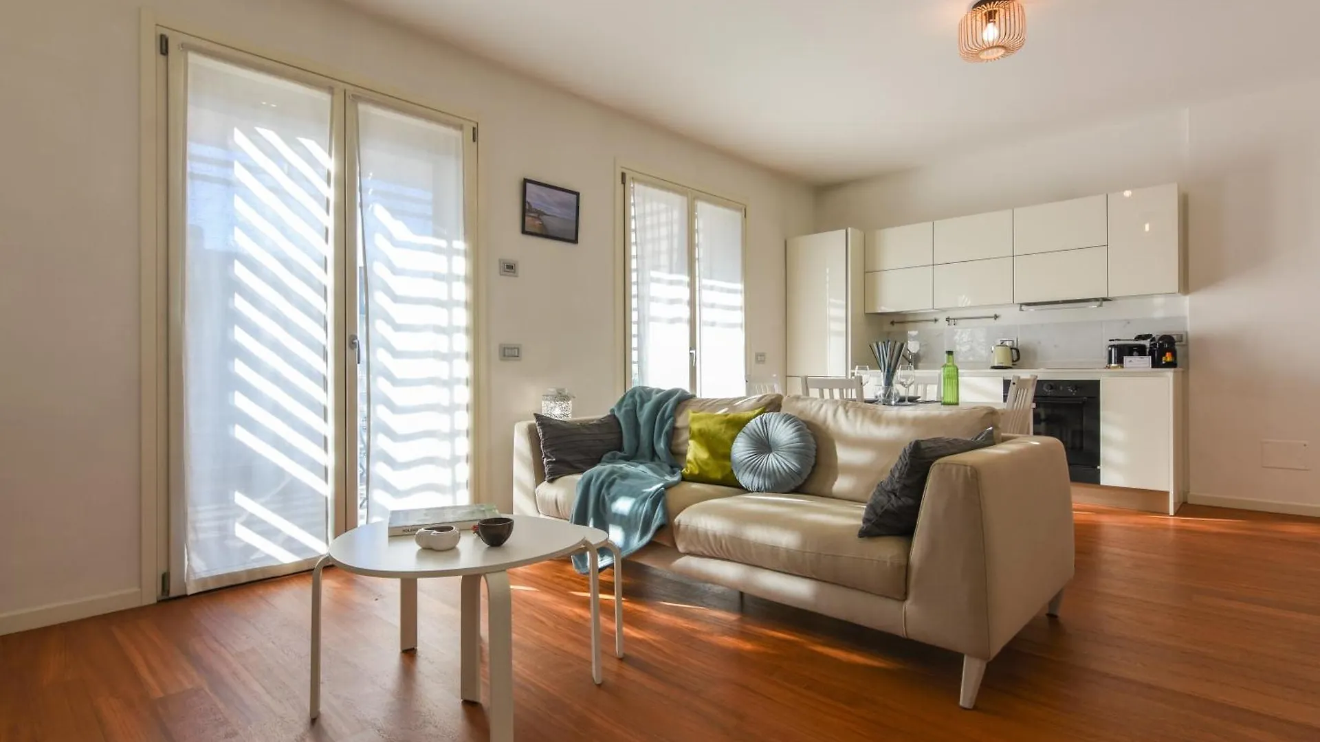 Caseospitali - Casa Marina Grande Bilocale Con Terrazzo Perfetto X2 Cernusco Sul Naviglio Apartment