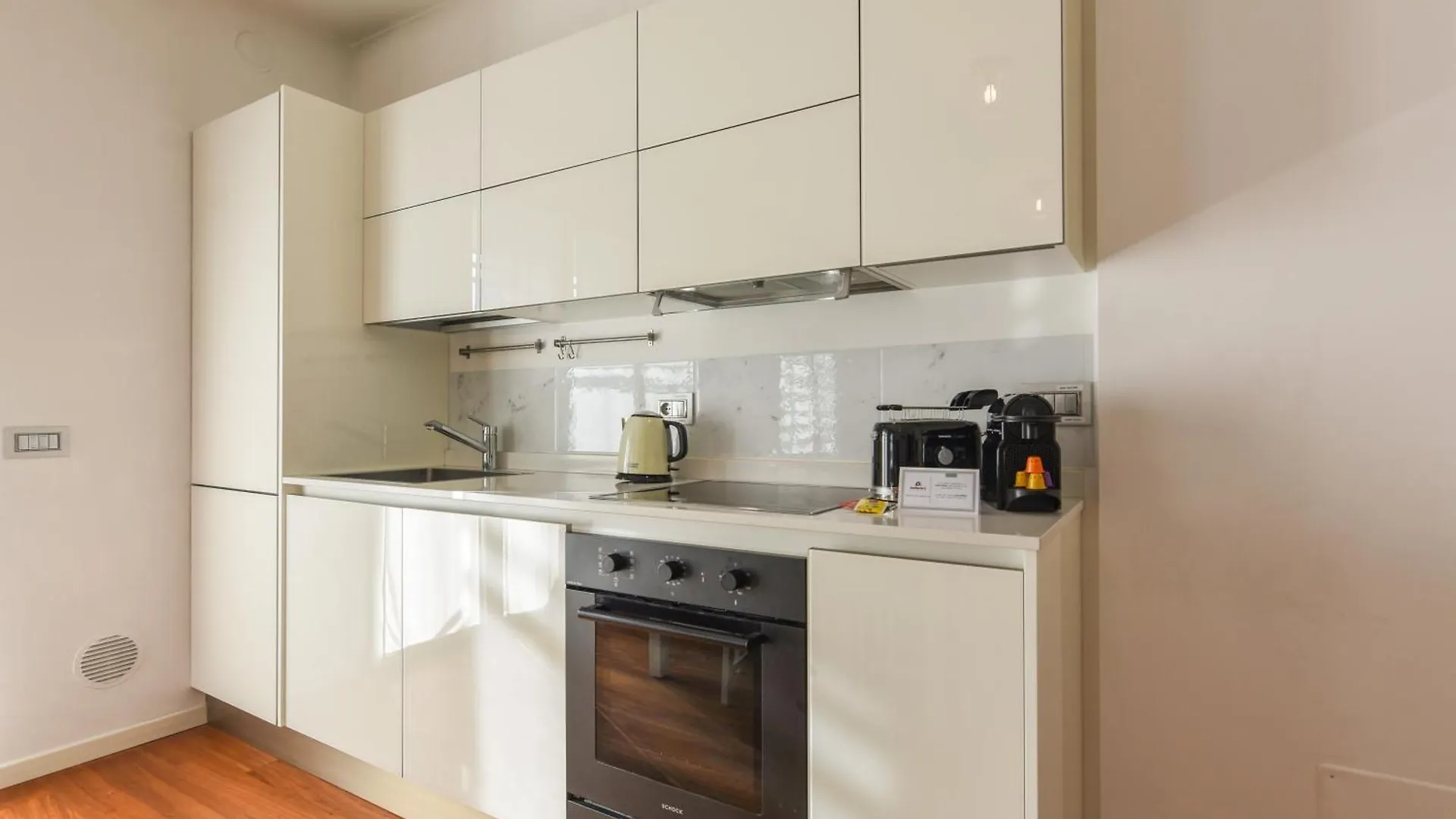 Apartment Caseospitali - Casa Marina Grande Bilocale Con Terrazzo Perfetto X2 Cernusco Sul Naviglio