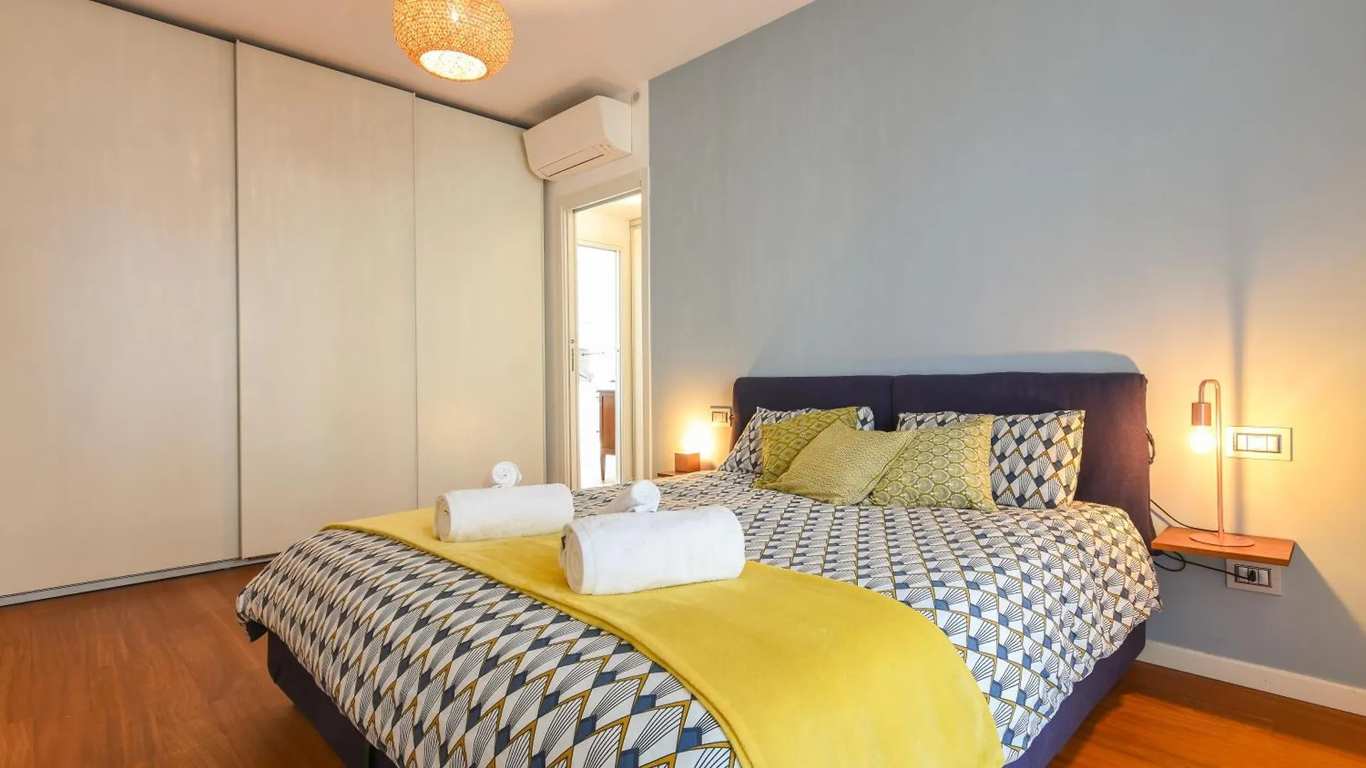Caseospitali - Casa Marina Grande Bilocale Con Terrazzo Perfetto X2 Cernusco Sul Naviglio 0*,  Italy